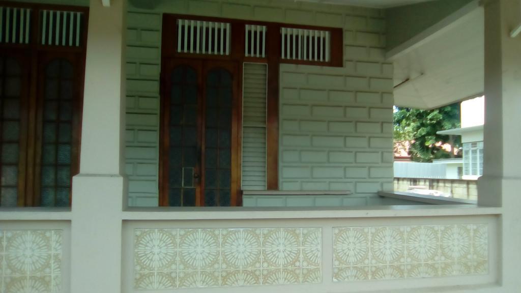 Robert'S Guest House Port of Spain ภายนอก รูปภาพ