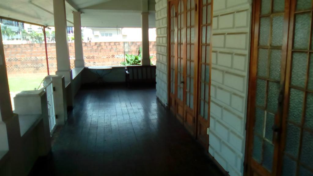 Robert'S Guest House Port of Spain ภายนอก รูปภาพ